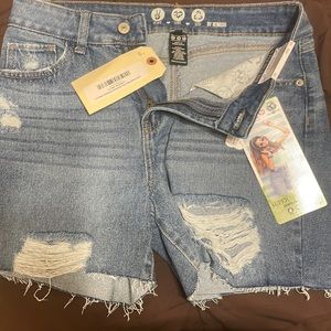 Ripped shorts